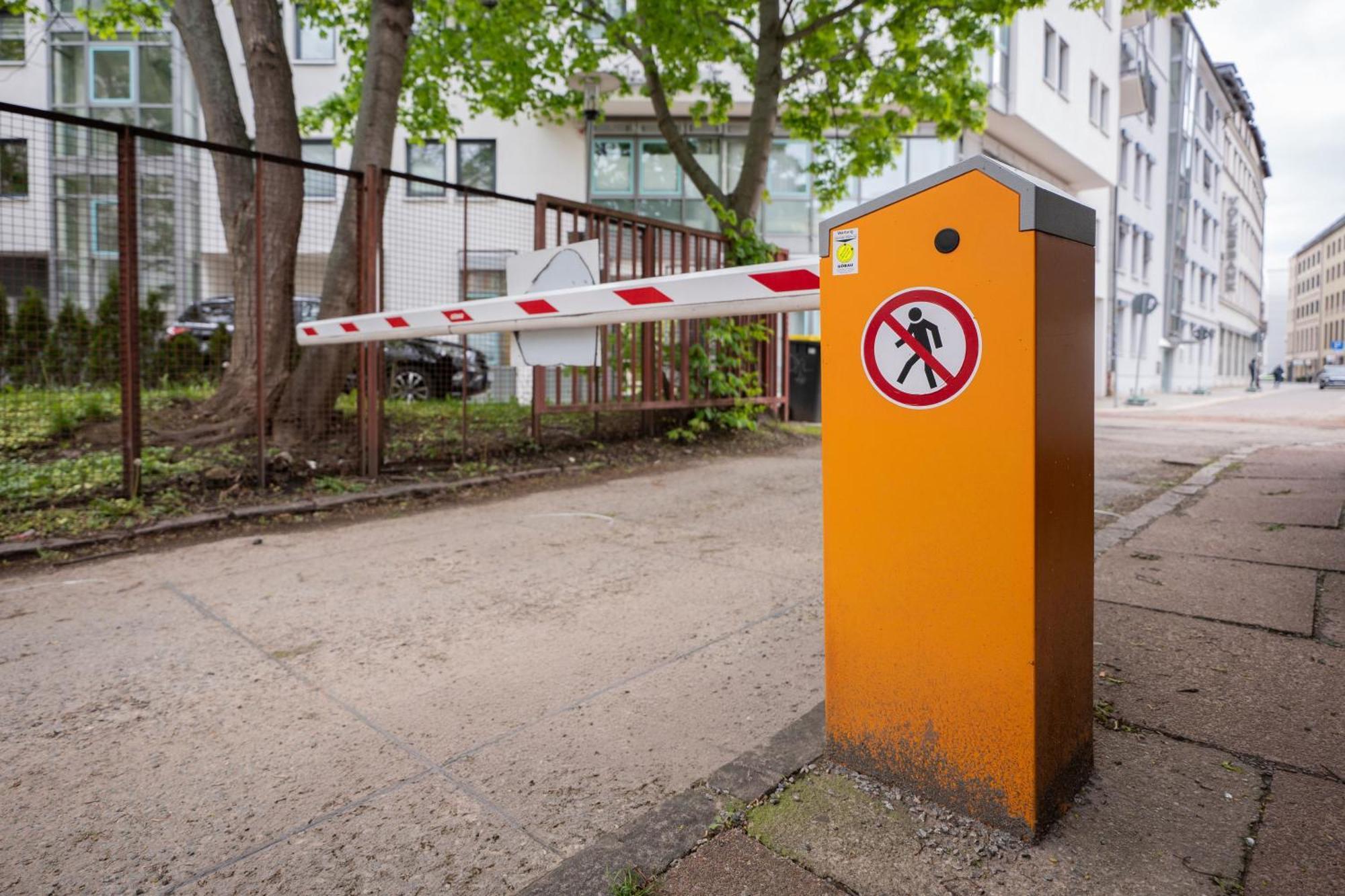 T21 - Apartment Direkt Im Zentrum Mit Parkplatz Chemnitz Exterior photo